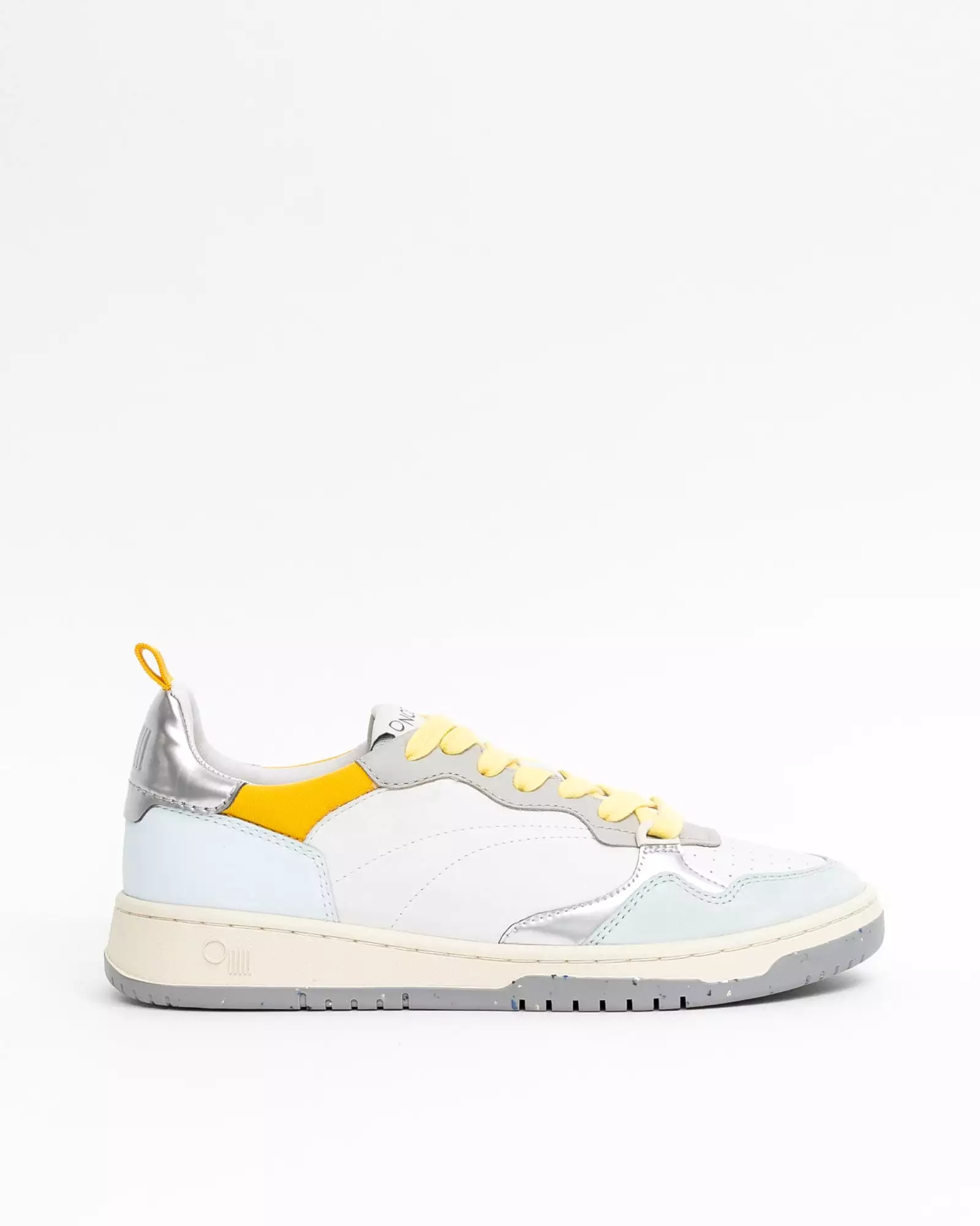 Oncept Phoenix Sneaker