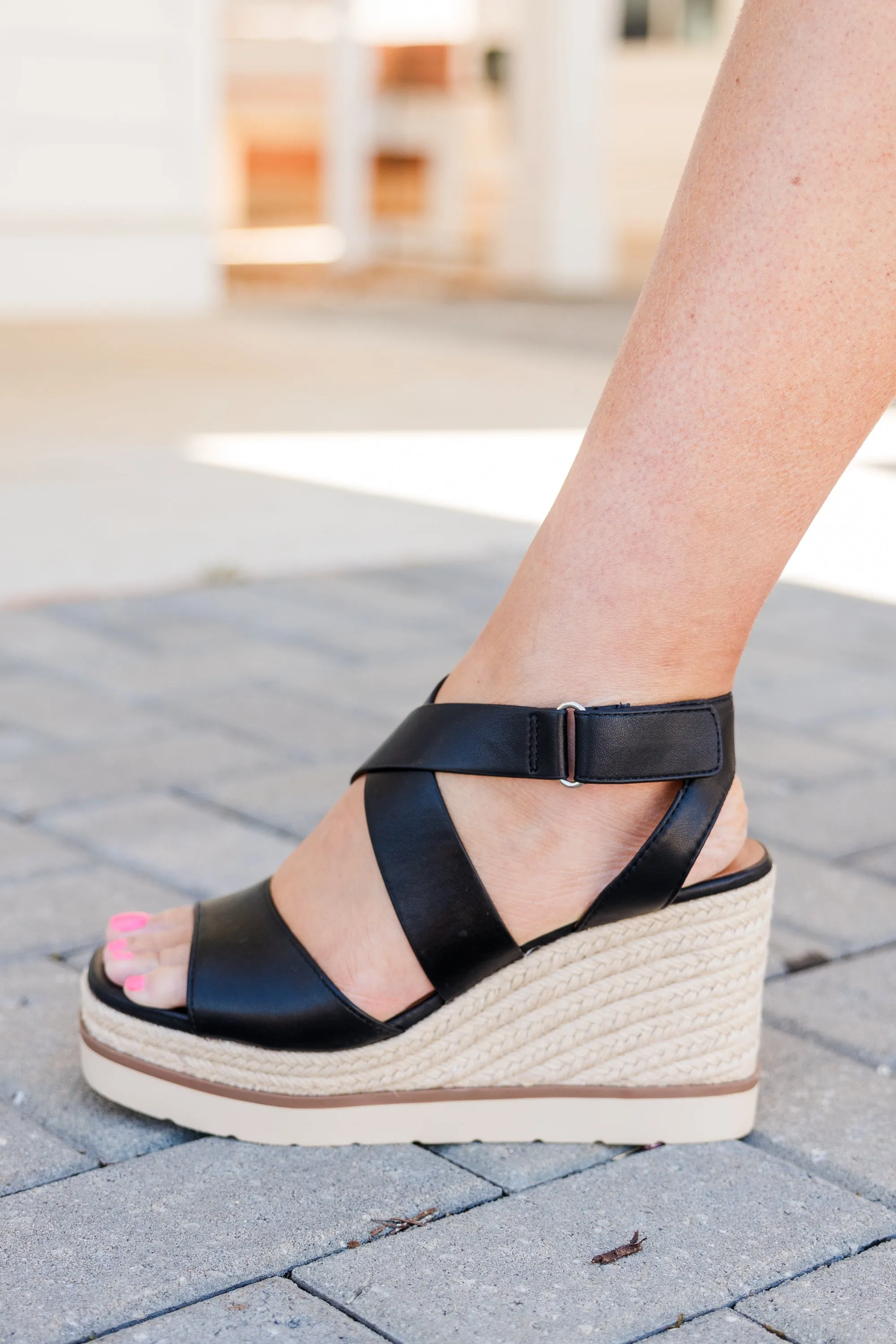 VIP Situation Wedges, Black